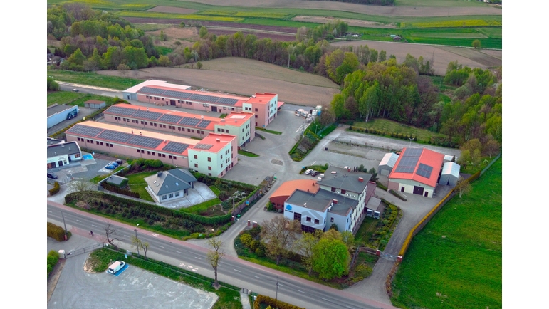 siedziba firmy pol-eko zlotu ptaka