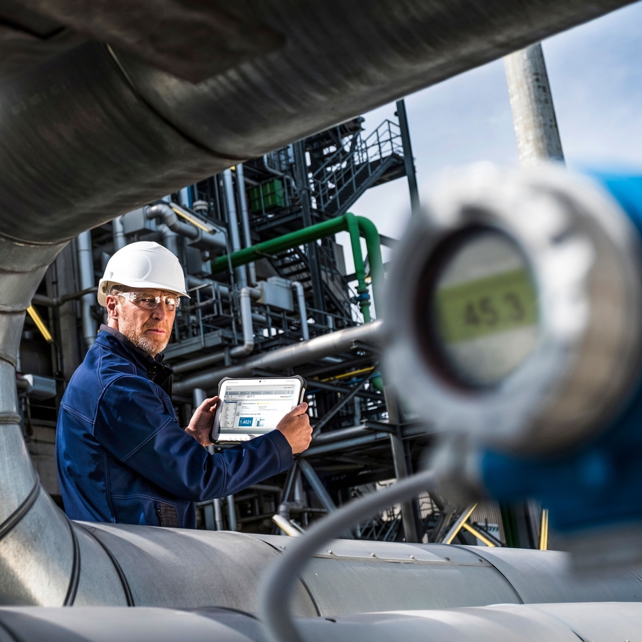Zdigitalizuj konserwację urządzeń i zdalnie monitoruj zasoby za pomocą aplikacji IIoT