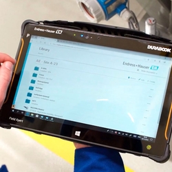Tablet Field Xpert SMT70