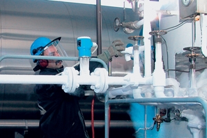 Przepływomierz wirowy zamontowany w instalacji kriogenicznej