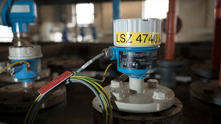 Liquiphant FTL51 umożliwia wydłużenie odstępów pomiędzy testami SIL