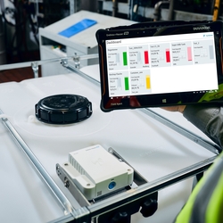 Micropilot FWR30 - bezprzewodowa, radarowa sonda poziomu z chmurą Netilion