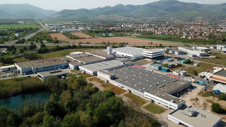 W Cernay we Francji Endress+Hauser produkuje przepływomierze na powierzchni 37.000 metrów kwadratowych.
