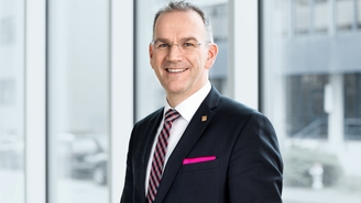 Endress+Hauser zakończył proces zmian na najwyższych stanowiskach: Dr Peter Selders objął stanowisko CEO.