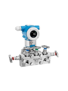 Deltabar PMD50, zamontowane zblocze zaworowe